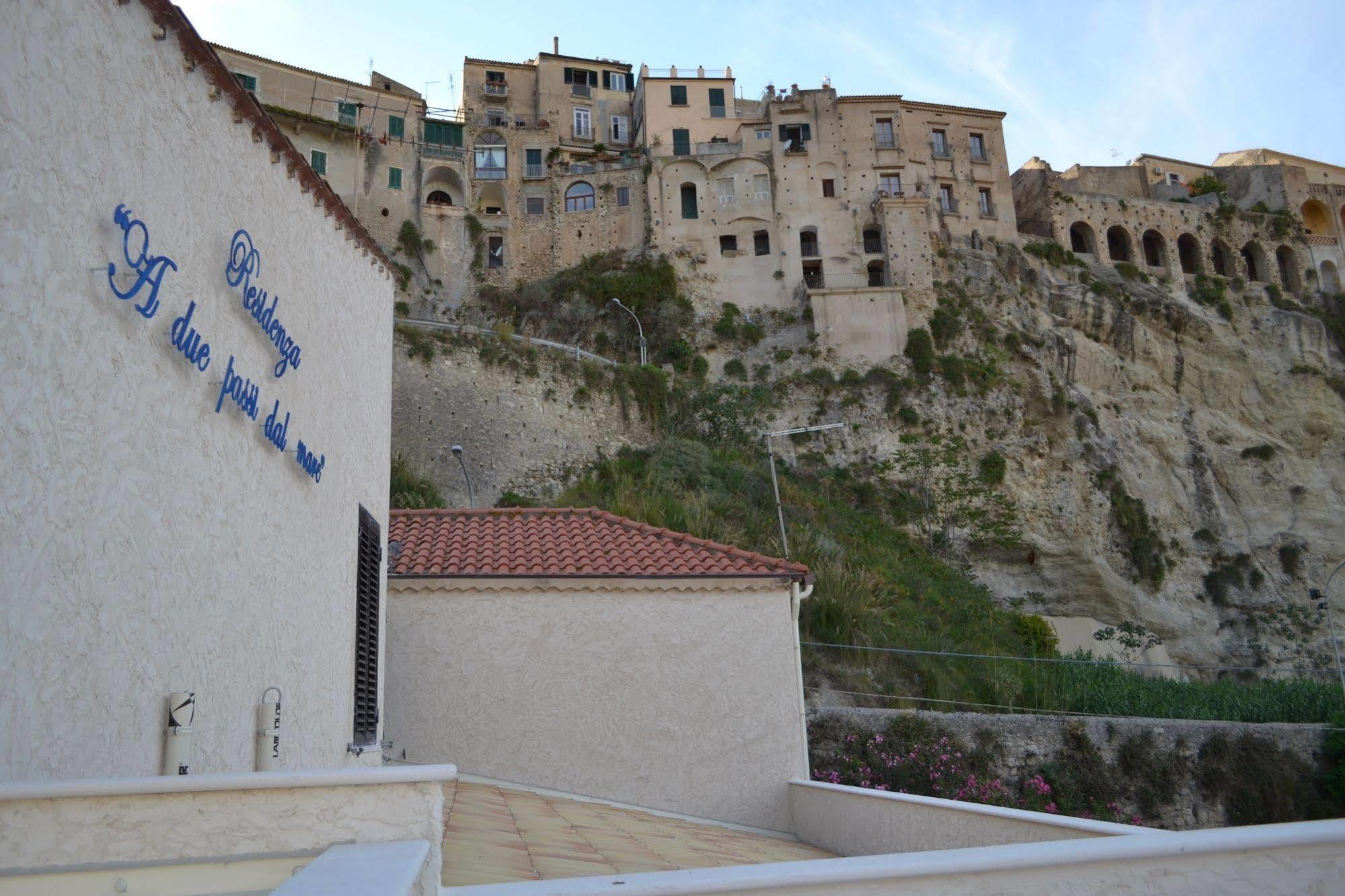 Residenza A Due Passi Dal Mare Hotel Tropea Eksteriør billede