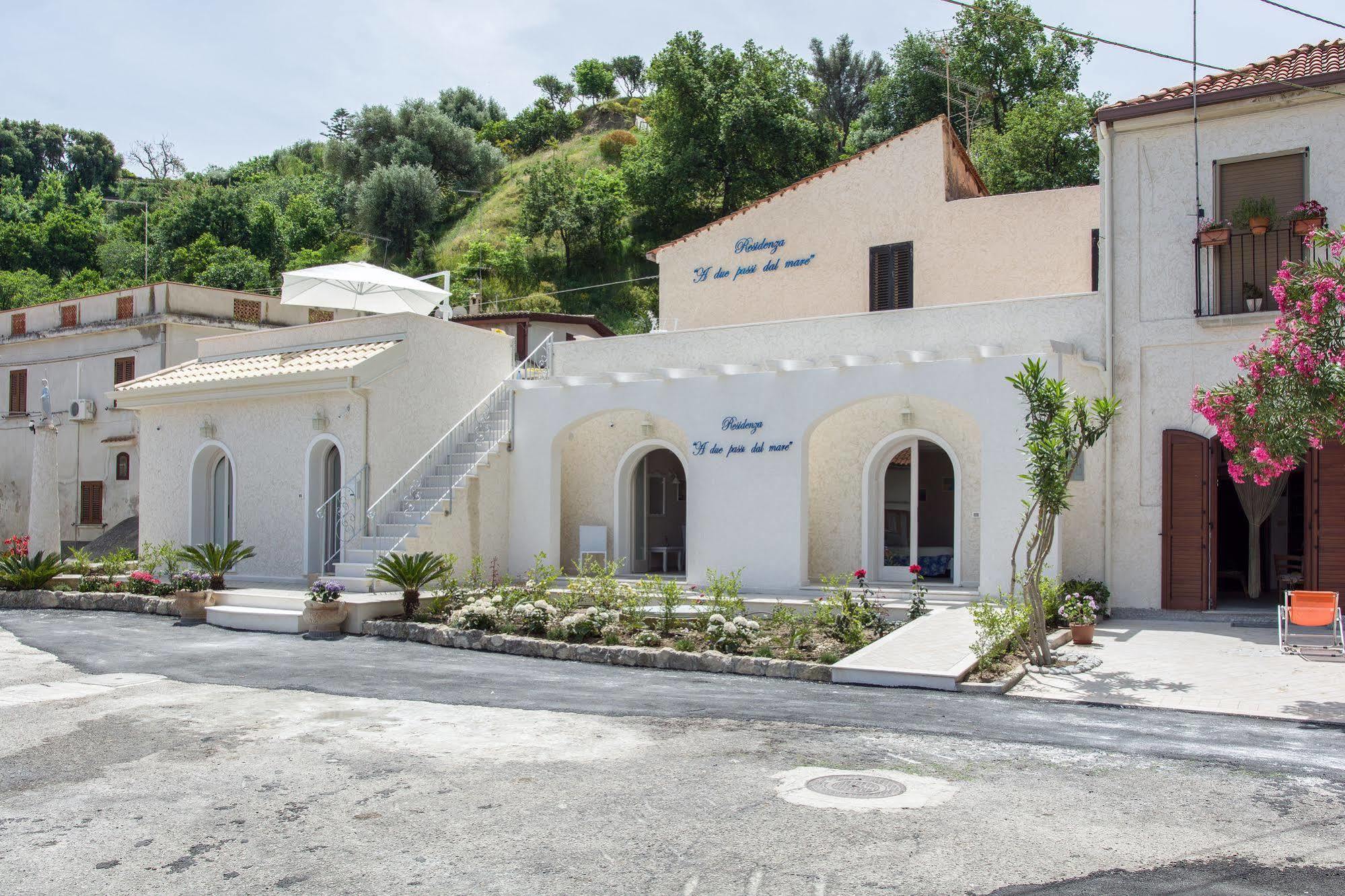 Residenza A Due Passi Dal Mare Hotel Tropea Eksteriør billede