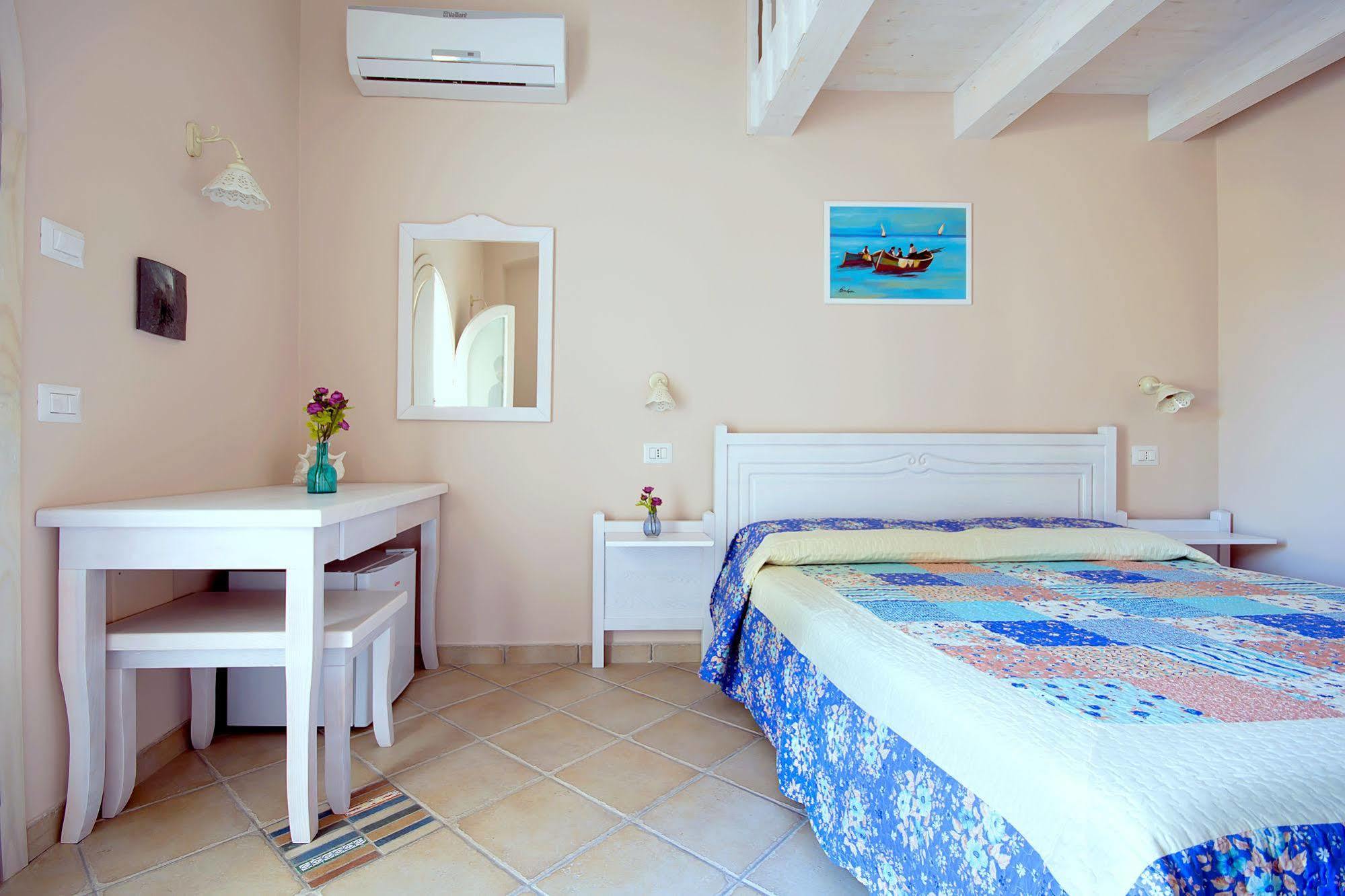 Residenza A Due Passi Dal Mare Hotel Tropea Eksteriør billede