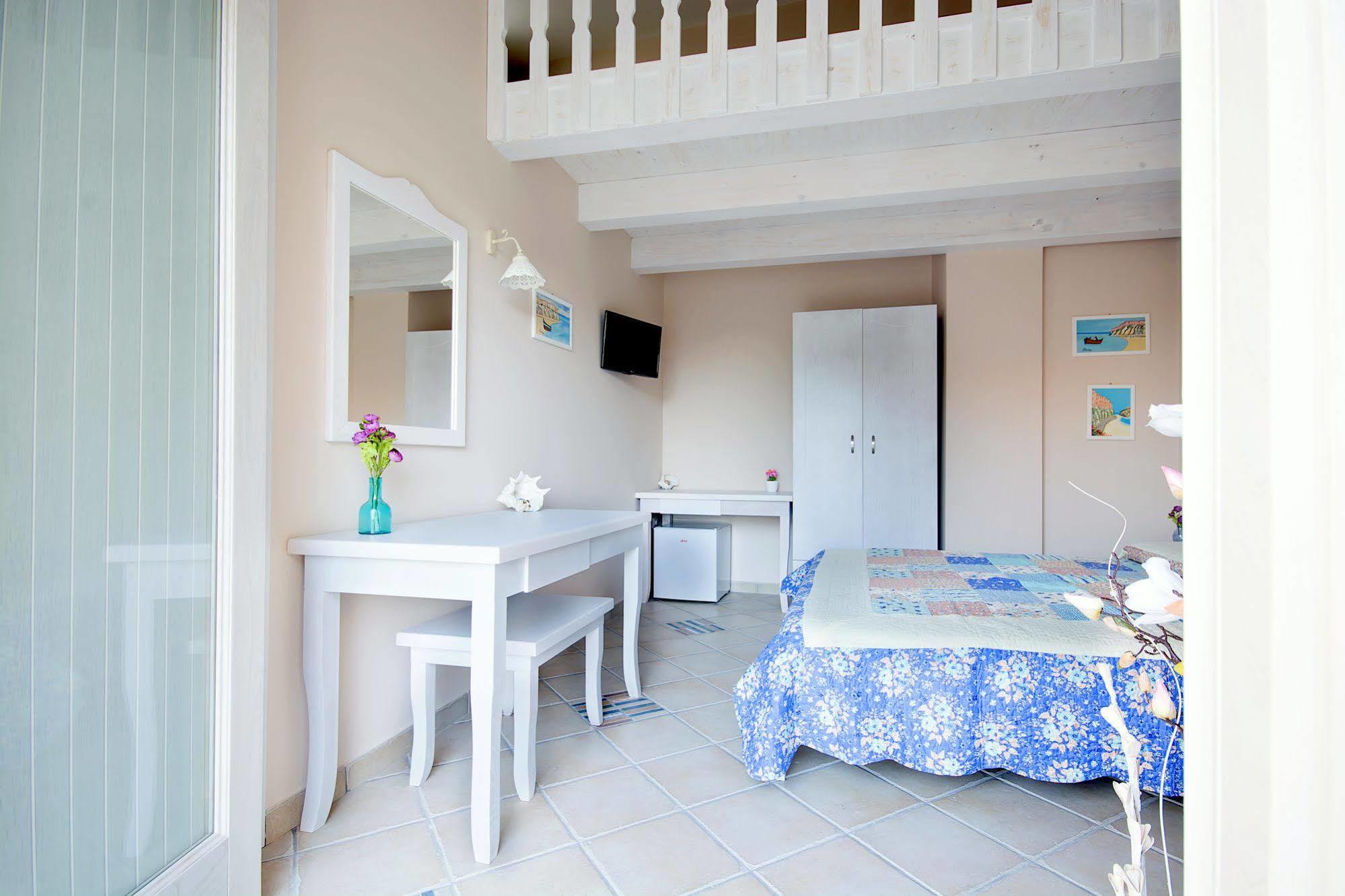 Residenza A Due Passi Dal Mare Hotel Tropea Eksteriør billede