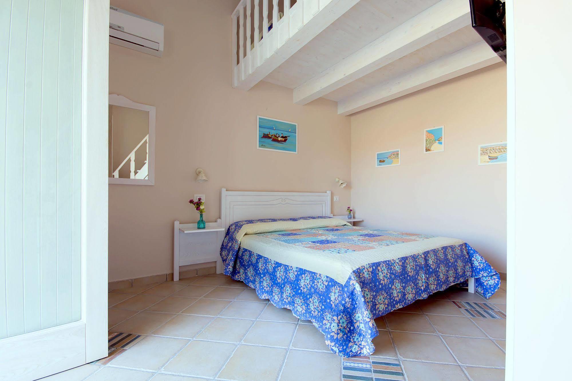 Residenza A Due Passi Dal Mare Hotel Tropea Eksteriør billede
